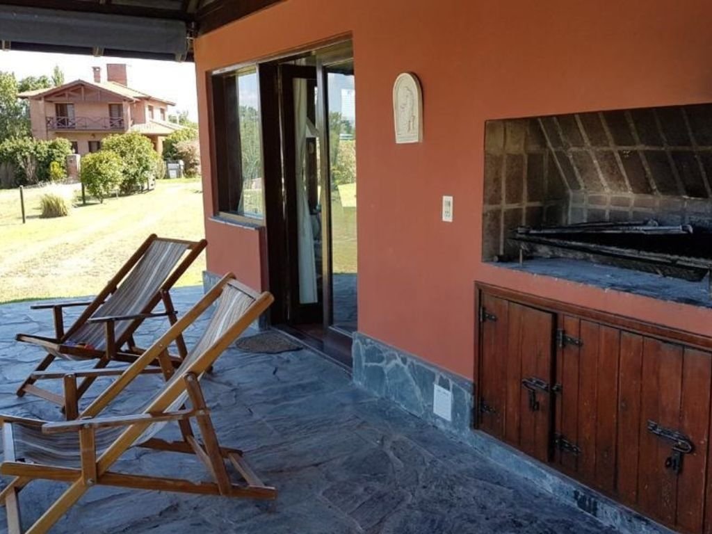 Galería con asador
